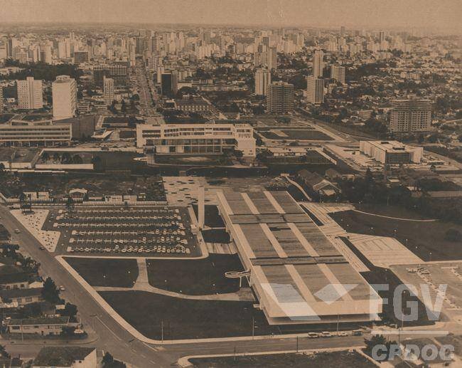 Vista aérea do Centro Cívico - Década de 1970