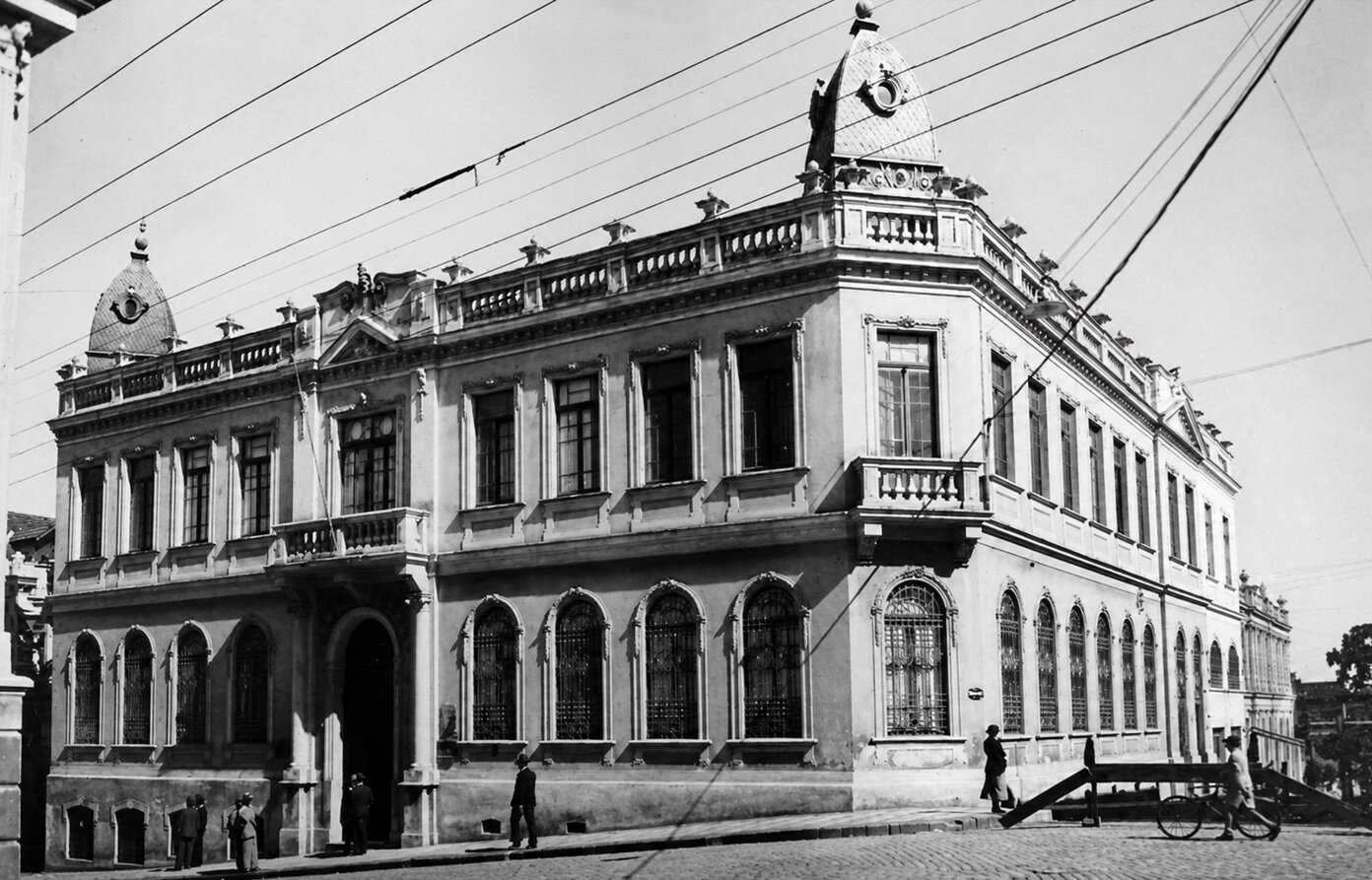 Edifício das Collectorias, Junta e Instituto Commercial e Directoria de Águas e Esgotos. Curitiba – 1942