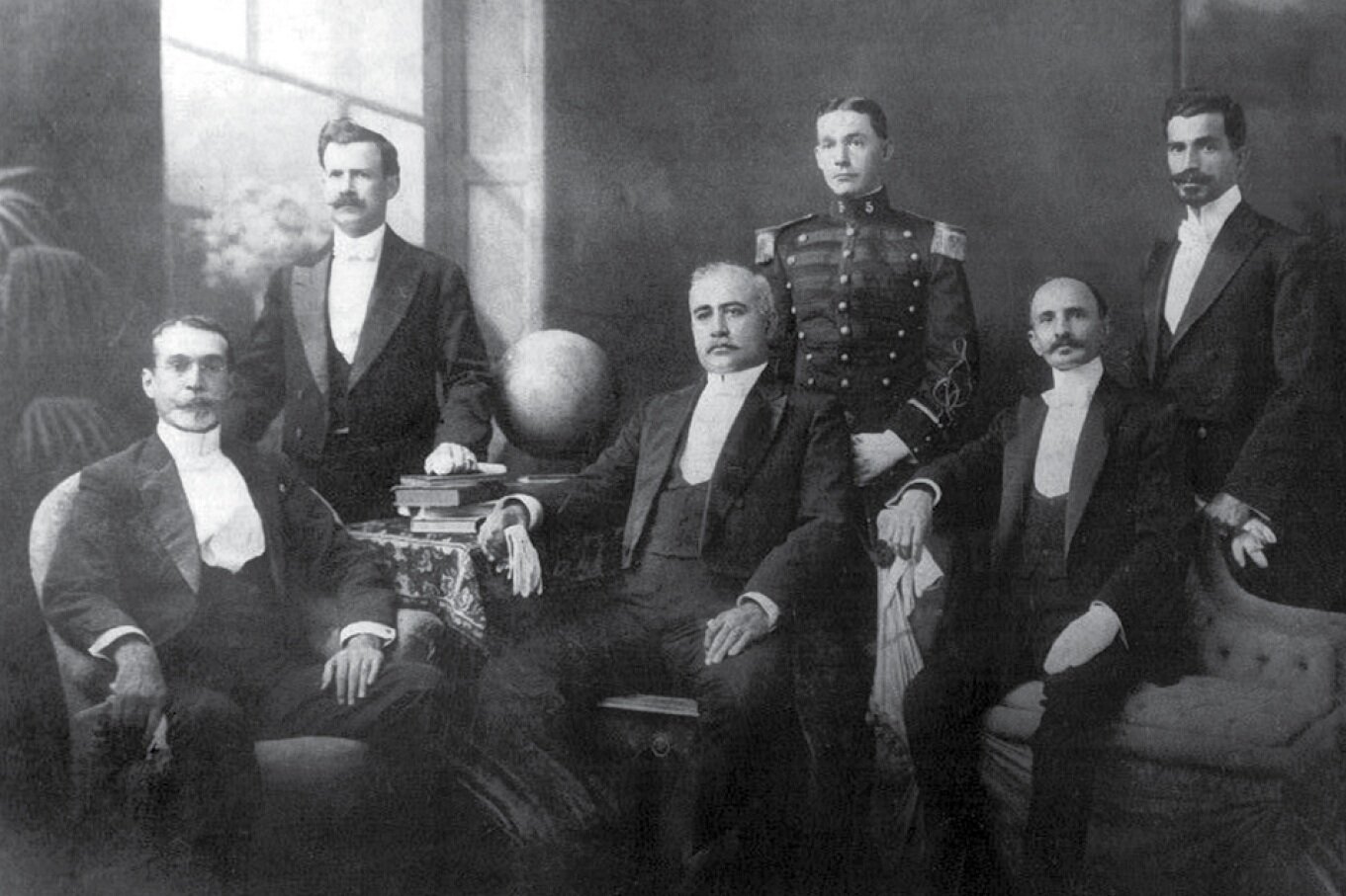Primeira Diretoria da Universidade do Paraná - 1912