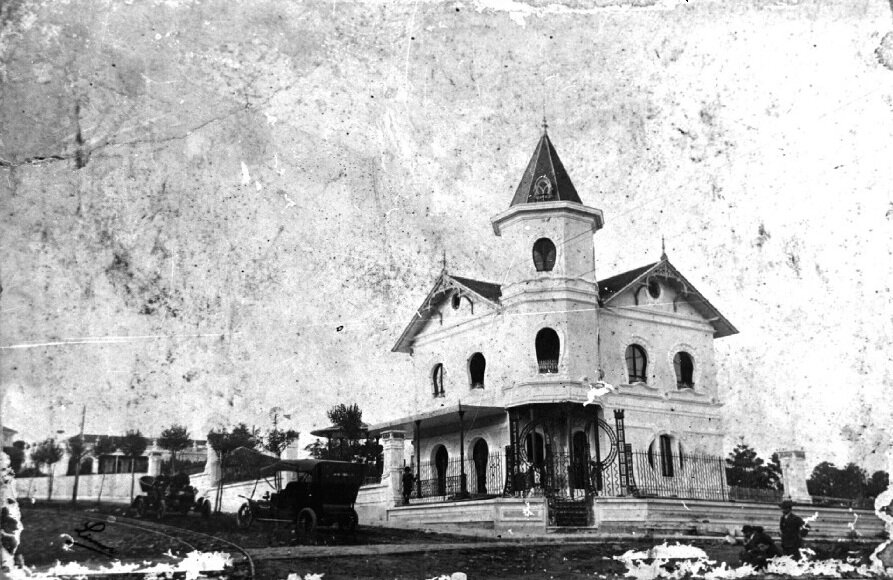 Casa das Ferraduras, de Cândido de Abreu - Década de 1920