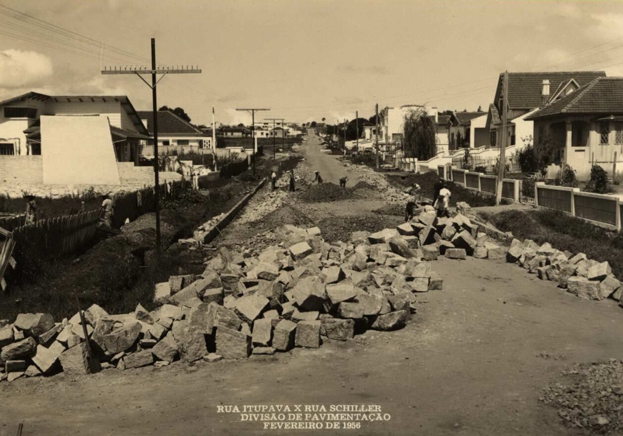 Pavimentação da rua Itupava - 1956
