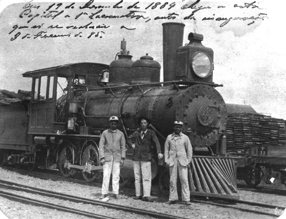 Primeira locomotiva a chegar à Curitiba – 1884 