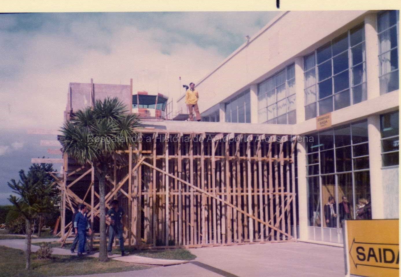 Ampliação do terminal de passageiros do Aeroporto Afonso Pena - 1977