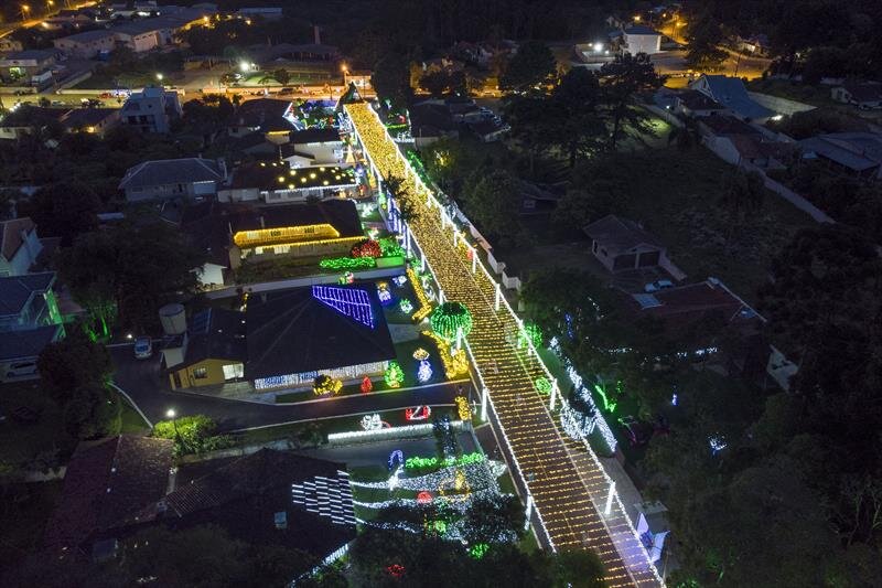 Rua Iluminada da Família Moletta