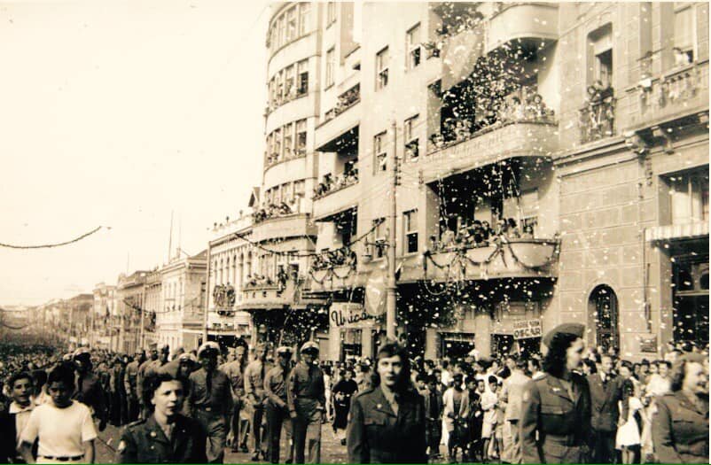 Pracinhas desfilando na rua Barão do Rio Branco – 1945
