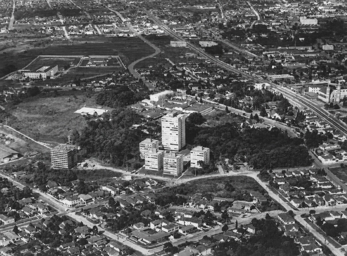 Fotografia aérea da região do Juvevê - Década de 1970